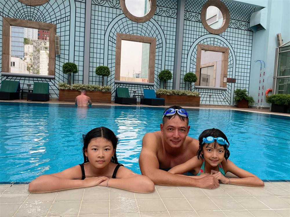 ##ss###style="text-decoration: underline;">An Như bên bố Bình Minh và chị gái An Nhiên.