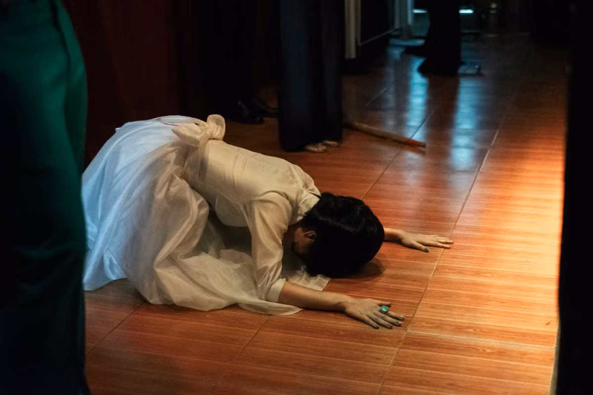 Trác Thúy Miêu bày tỏ sự bất lực khi phải tạm ngưng hoạt động gánh hát vì dịch bệnh.