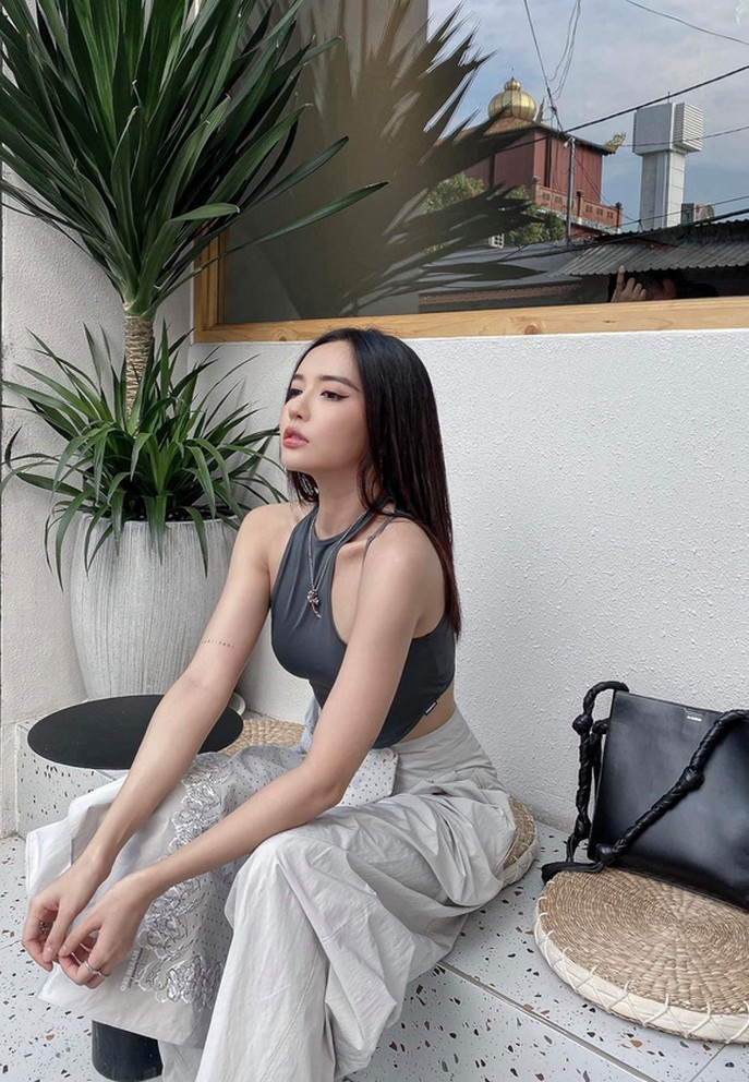 Bích Phương trở lại mạng xã hội sau thời gian "im hơi lặng tiếng".