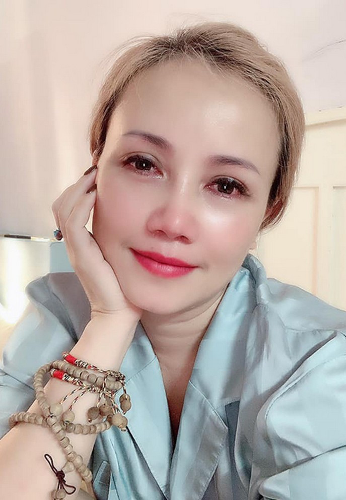 Diễn viên Hoàng Yến xúc động khi nghe con gái hát tặng mình ca khúc 'Ước mơ của mẹ". Diễn viên tâm sự ước mơ lớn nhất đời cô chính là nhìn các con lớn mỗi ngày.