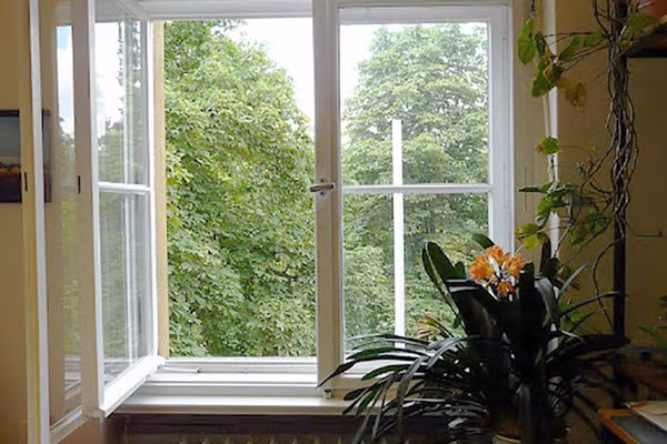 Nguoi trong nha de bat an vi sai lam khi thiet ke cua so-Hinh-3