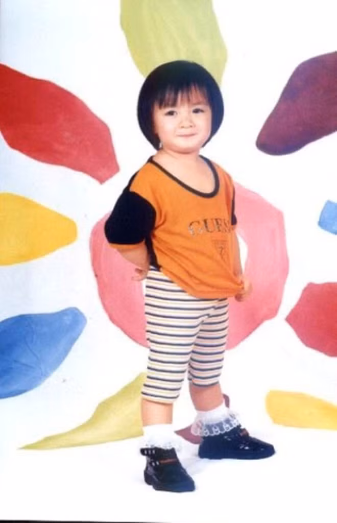 Xuan Mai khoe anh 3 con, con gai ut giong het me luc nho-Hinh-2