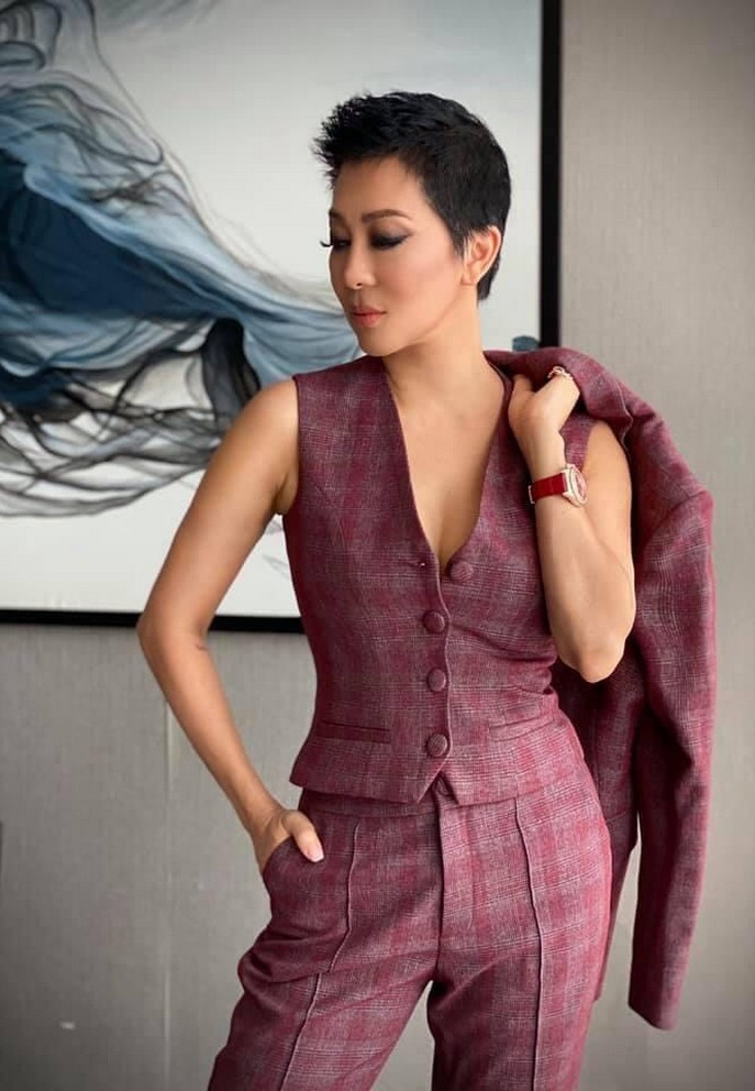 Nhiều đồng nghiệp bất ngờ, không nhận ra vì tạo hình khác biệt so với trước nay của Kỳ Duyên.