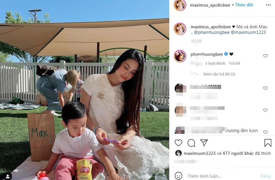 Mới đây, Phạm Hương còn gây chú ý khi chia sẻ khoảnh khắc đang ngồi chơi ngoài trời cùng "cậu cả" Maximus. Đây cũng là lần hiếm hoi cô khoe ảnh lộ cả thân hình trong bộ trang phục đời thường, kể từ khi sinh con thứ 2.