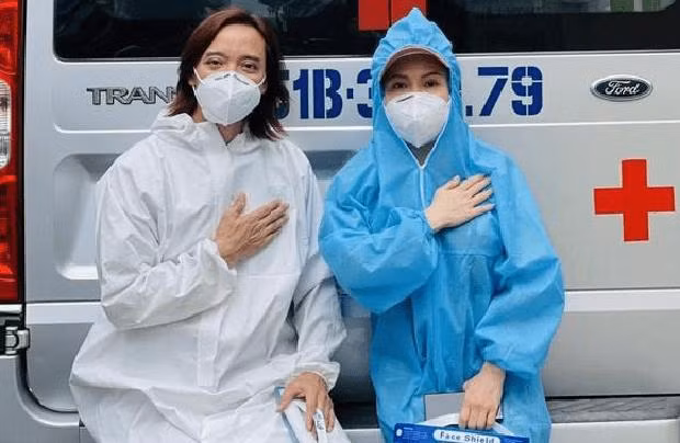 Viet Huong bi xoi clip 