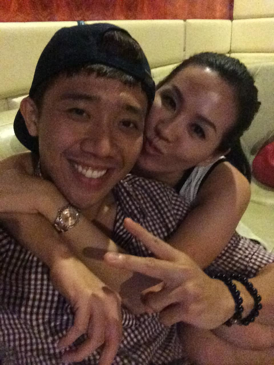 Doanh nhân Thu Hoài đăng ảnh kỷ niệm tình bạn nhân sinh nhật Trấn Thành.