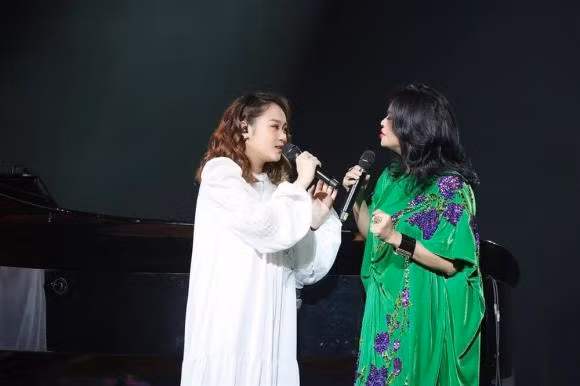 Thanh Lam vo tinh de lo chi tiet con gai ruot dang mang thai-Hinh-2