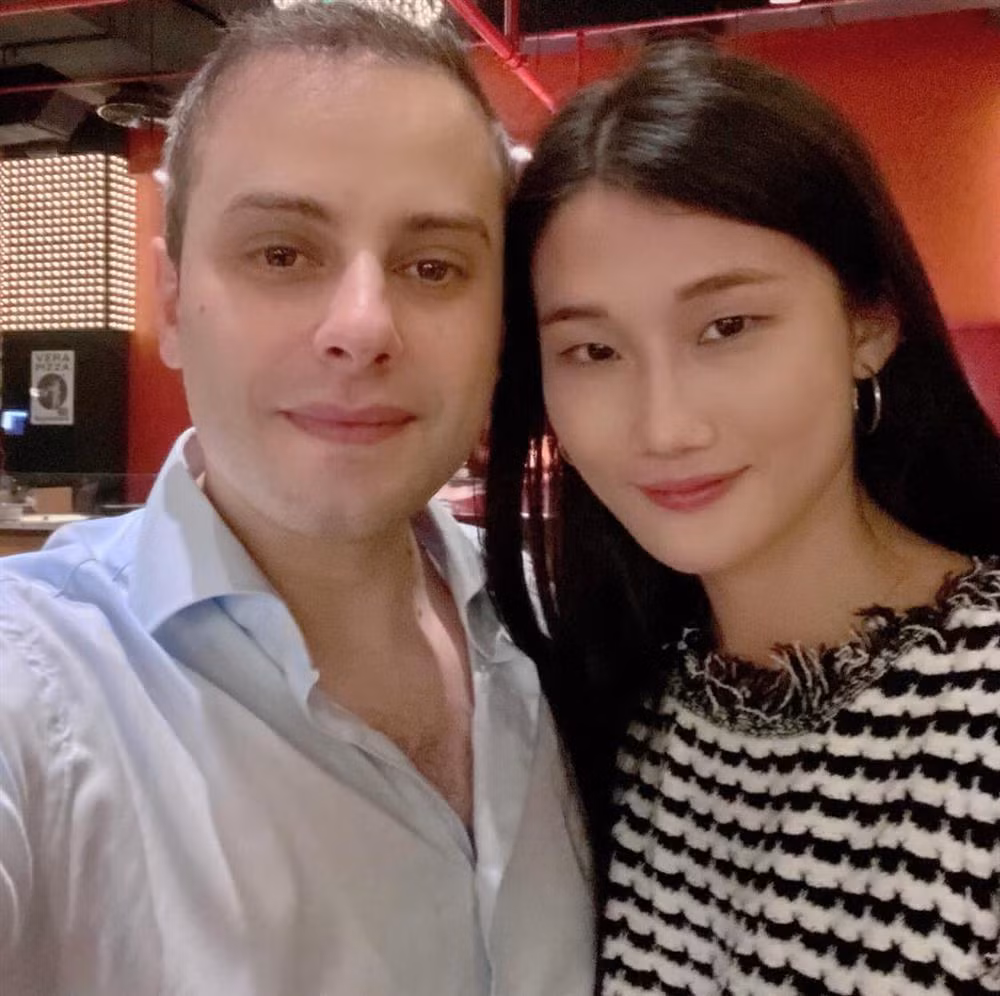 Con trai, em trai nguoi mau Kha My Van mac COVID-19-Hinh-2