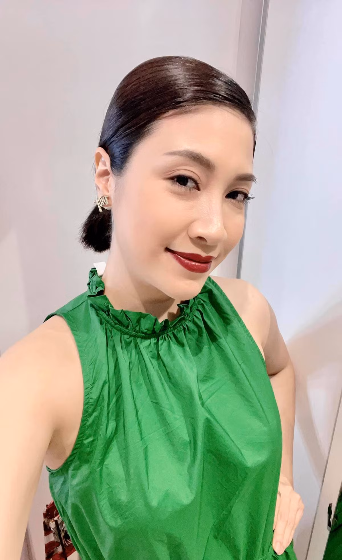 Pha Lê vui vì được mời ghi hình cho nhà đài mùa dịch.