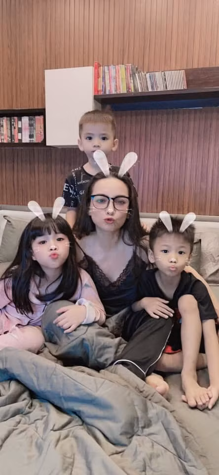 Cuối tuần của Phi Nhung bên các con thương yêu.