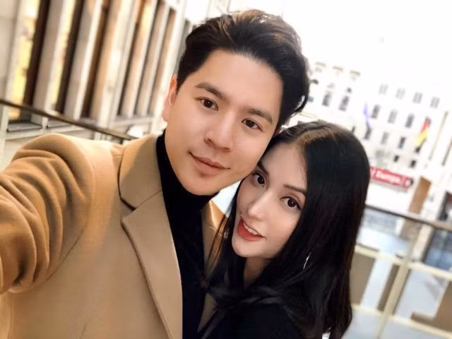 Trước khi có 3 năm hạnh phúc bên Trấn Thành, Mai Hồ từng trải qua cuộc hôn nhân không hạnh phúc. Cô ly hôn và làm mẹ đơn thân vào năm 2012. Sau khi chia tay Trấn Thành, tháng 9/2015, Mai Hồ quen biết và nhận lời yêu doanh nhân Việt kiều Đức tên Nam Bùi, kém cô 4 tuổi qua sự mai mối của Dương Triệu Vũ.