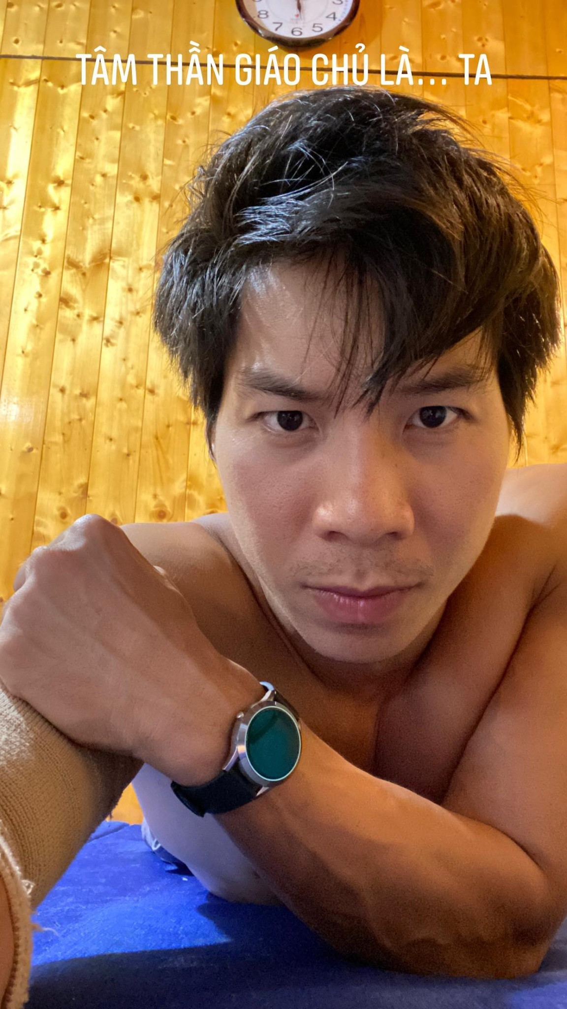 Quốc Nghiệp tập thể dục mỗi ngày.