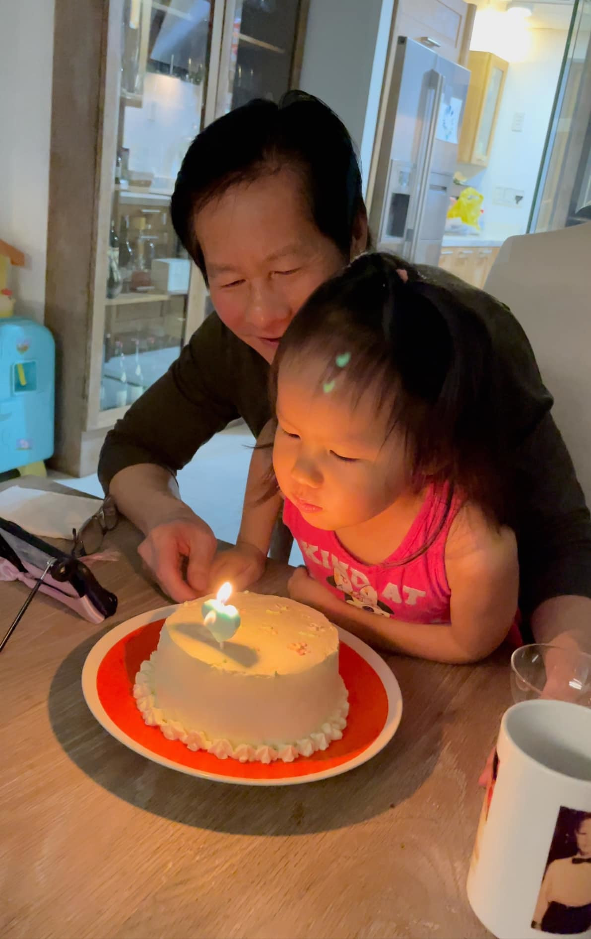 Phan Như Thảo khoe hạnh phúc giản dị bên chồng con.