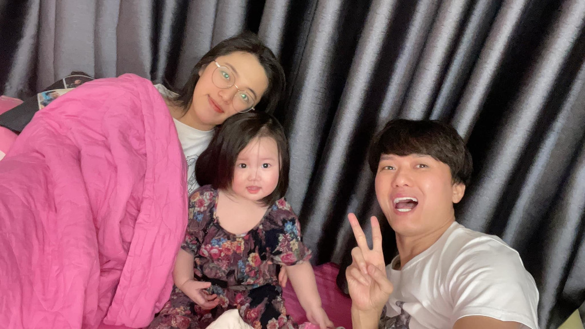 Gia đình nhỏ của Quách Ngọc Tuyên luôn rộn tiếng cười.