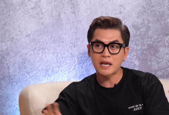 Hoang Thuy mang ban gia tao khi bi reo ten 