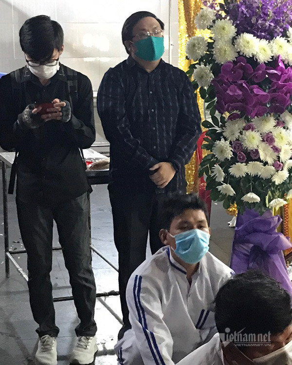 Tang le dien vien Duc Long lang le giua mua dich-Hinh-3