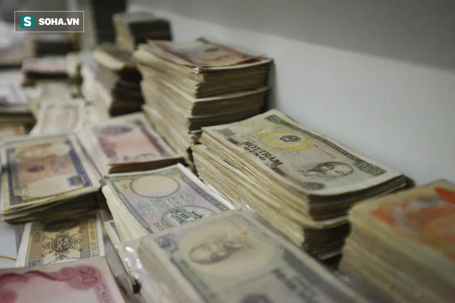 "Vua tiền tệ" bóc mẽ tờ 1.000 đồng cũ nát hét giá 140 triệu ảnh 4