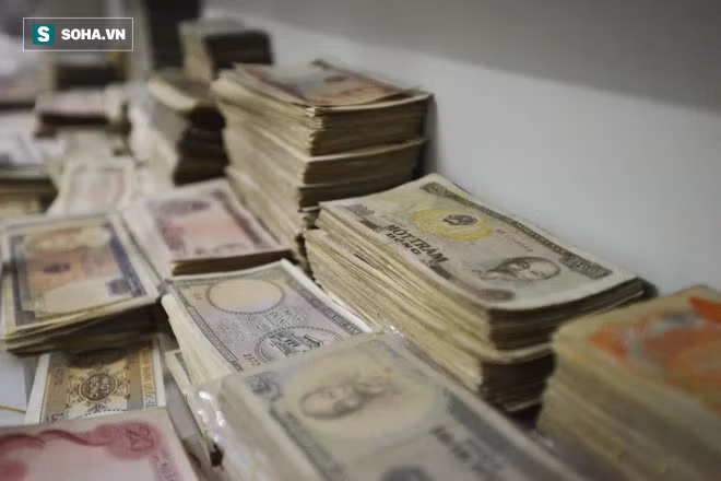 "Vua tiền tệ" bóc mẽ tờ 1.000 đồng cũ nát hét giá 140 triệu ảnh 4