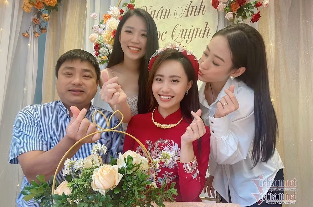 MC Xuan Anh thoi tiet VTV xinh dep trong le an hoi-Hinh-3