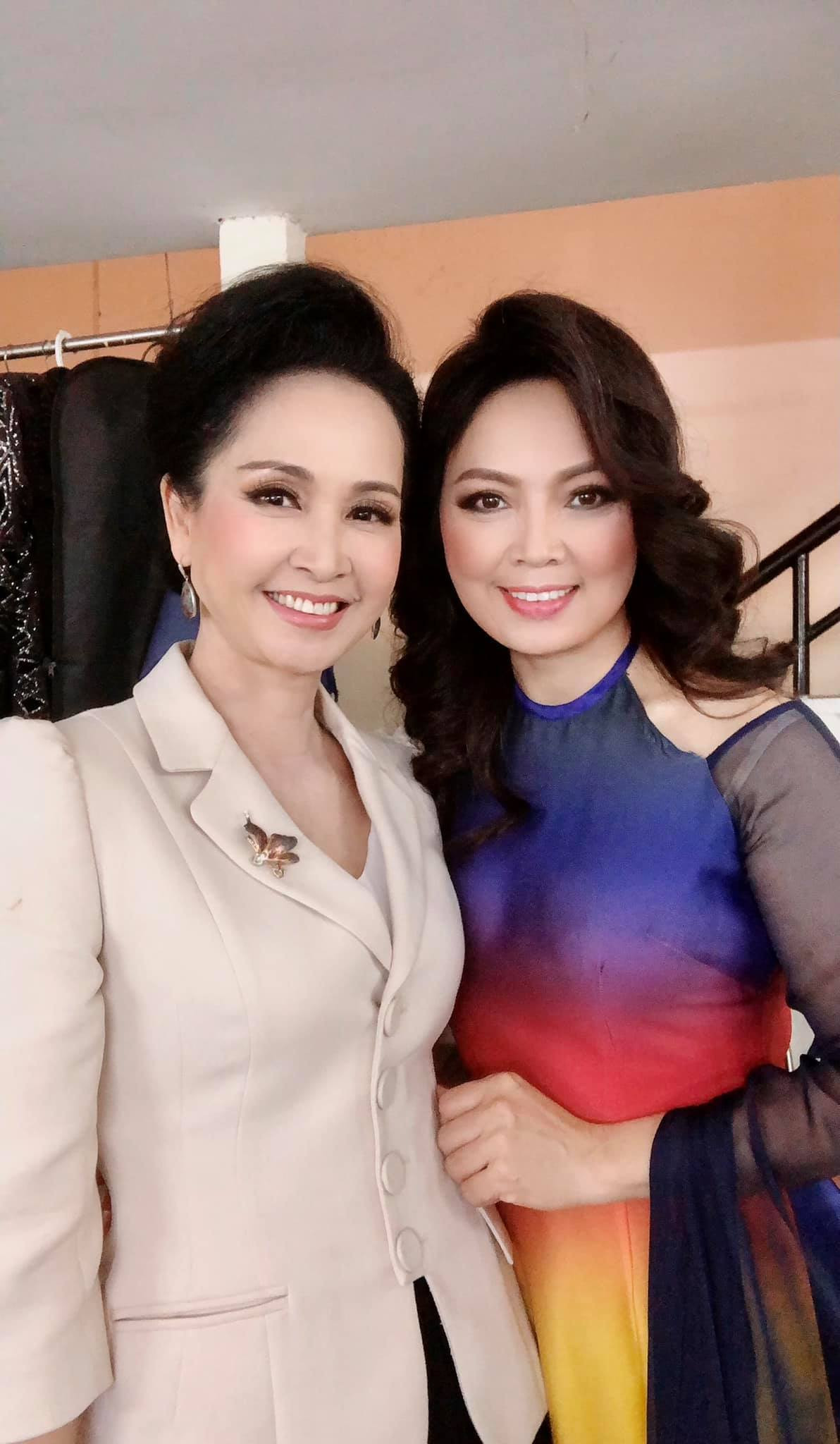 Ca sĩ Thái Bảo hội ngộ NSND Lan Hương.