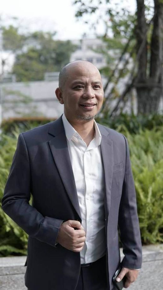 "Lan quế phường tầm lày là tầm thường/ Đẹp lão thế lày mới là thiên đường", diễn viên Tuấn Anh hài hước.