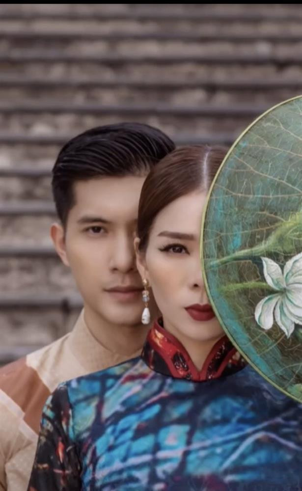 Khán giả cũng mong sớm có một happy ending cho cặp đôi này.