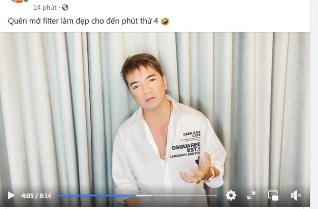 Sự khác biệt giữa hình ảnh có và không có filter. Khi có ứng dụng, gương mặt anh sáng sủa và mịn màng hơn, ngược lại khi thiếu filter nam ca sĩ lộ mặt tối màu, da kém mịn.