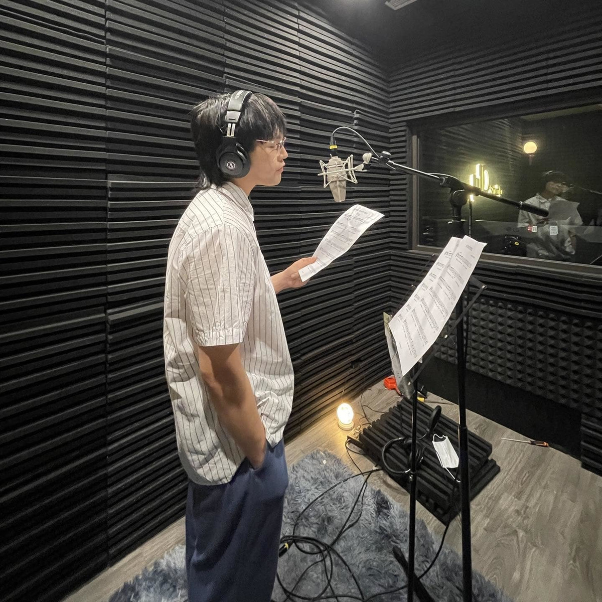 Nguyễn Trần Trung Quân thu âm mỗi ngày cho dự án mới.