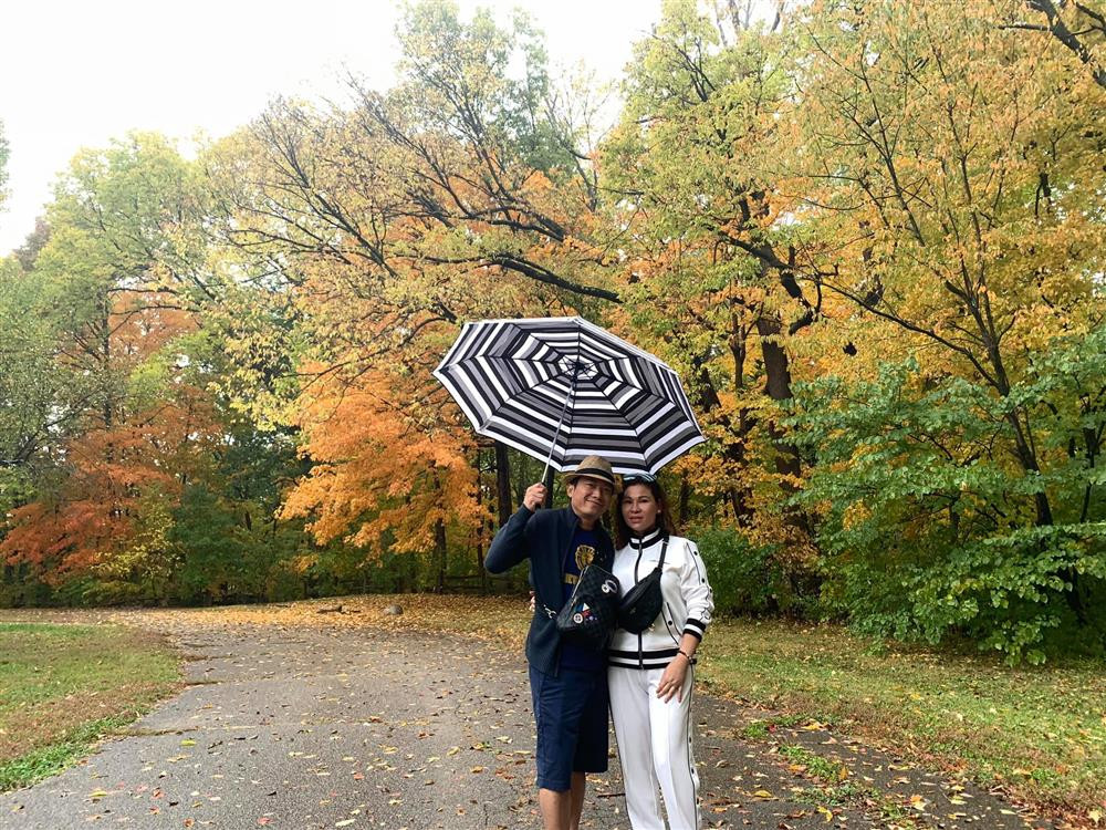 i đâu cũng ghi lại hình ảnh kỷ niệm riêng tư.