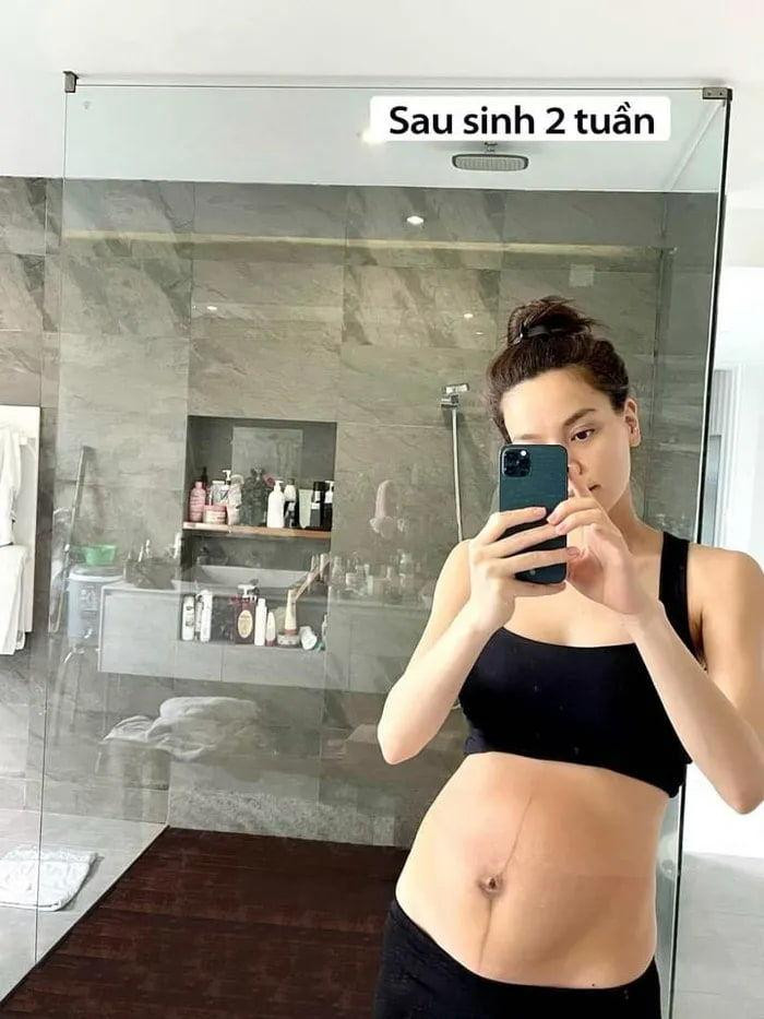 Giống như nhiều sao Việt, Hà Hồ cũng không ngại công khai hình ảnh vòng bụng nứt nẻ sau khi sinh hai con Lisa và Leon. Hà Hồ thừa nhận vóc dáng của cô sau sinh con cũng "tan nát" như bao người. Thậm chí, "nữ hoàng giải trí" còn không ngại miêu tả bản thân là "bụng phèo, mông tóp".