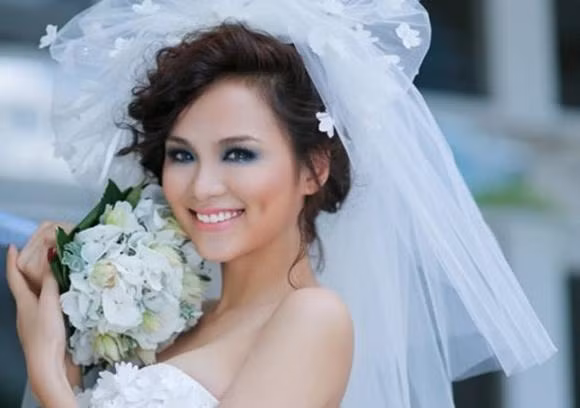 Hoa hau Diem Huong tung mac virus cuc hiem, chia se chuyen ly hon-Hinh-4