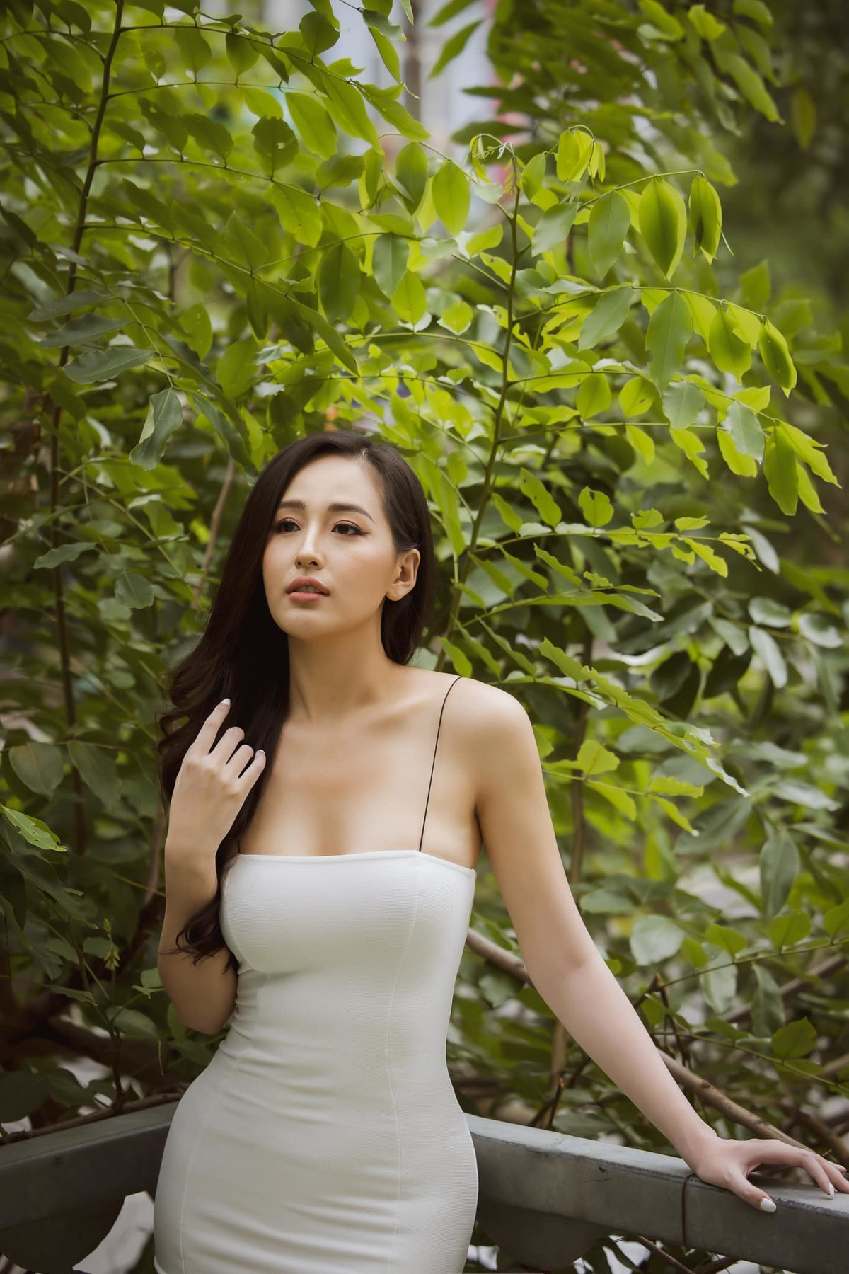 Mai Phương Thúy nghe nhạc Nguyễn Hưng để mau tiêu cơm.