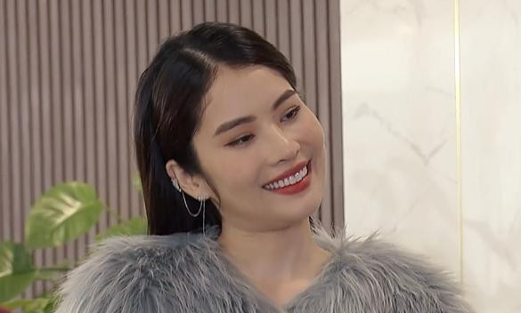 Đảm nhiệm vai diễn có phần vô duyên, gây khó chịu với nhiều khán giả, nhưng không thể phủ nhận vẻ đẹp sắc sảo, chiều cao ấn tượng cùng vóc dáng quyến rũ của Nam Anh dường như "lấn át" cả diễn viên chính Phương Oanh.