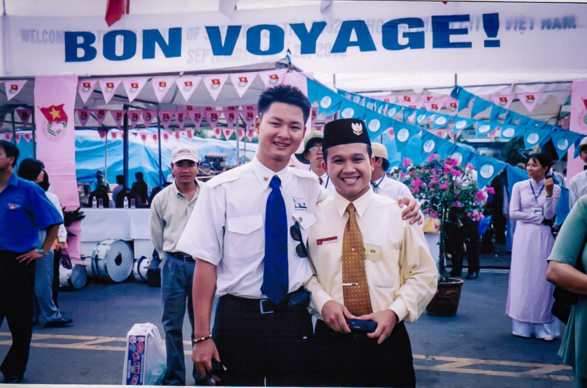 Đức Tuấn không khác nhiều thời trẻ.