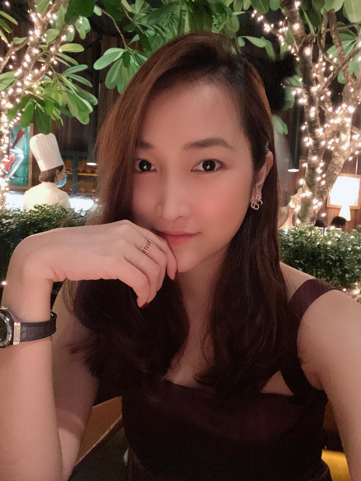 Yến Phương sở hữu gương mặt thanh tú, ưa nhìn.