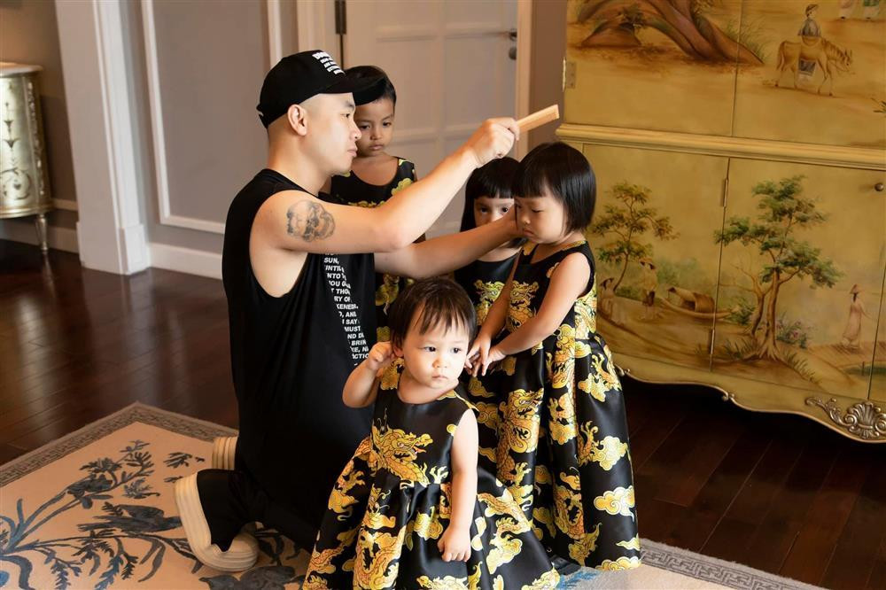 Do Manh Cuong bi canh bao 