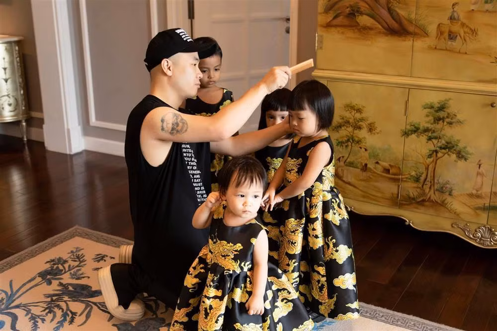 Do Manh Cuong bi canh bao 