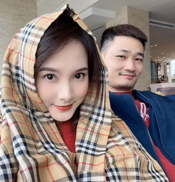 Ba bau Vbiz kho o: Nguoi thich dam chong, nguoi khoc thuong cu cai