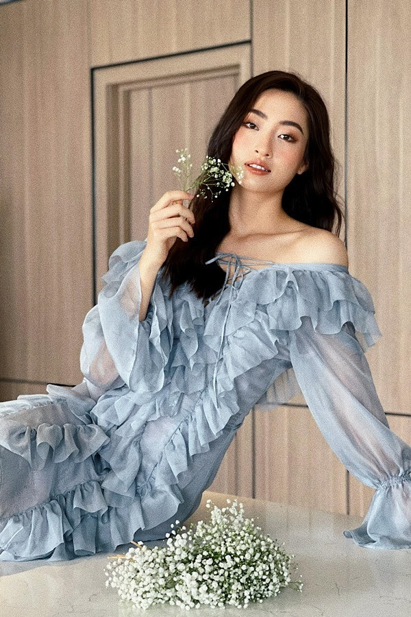 Cô đại diện Việt Nam tham gia Miss World 2019 tại London (Anh) và lọt Top 20.