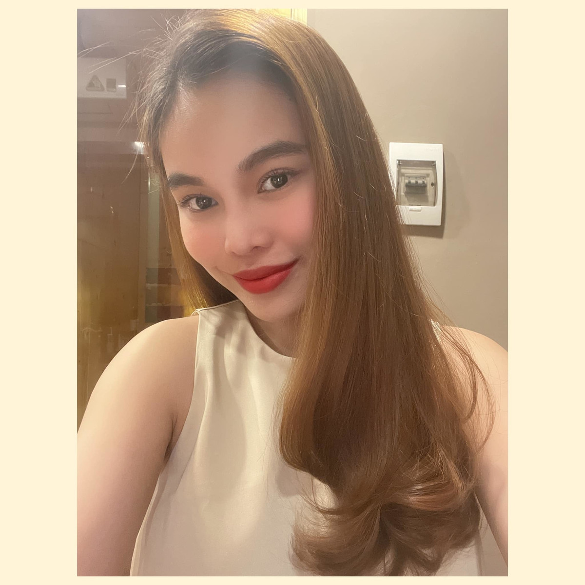 Giang Hồng Ngọc xa chồng vài tháng vì anh tham gia lực lượng chống dịch.