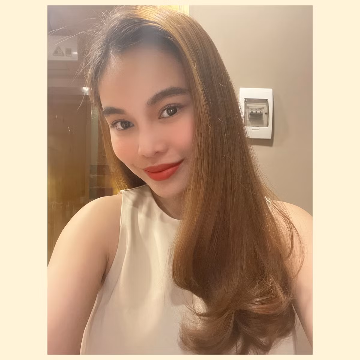 Giang Hồng Ngọc xa chồng vài tháng vì anh tham gia lực lượng chống dịch.