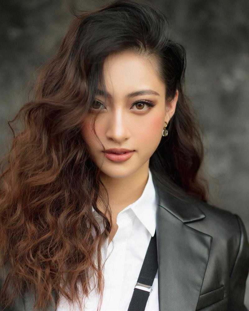 Lương Thùy Linh được biết đến là một trong những hoa hậu sở hữu thành tích học tập "khủng", IELTS 7.5.