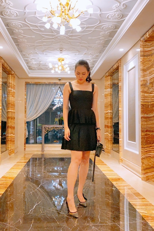 Trên trang cá nhân, Ngọc Thạch thường xuyên chia sẻ những hình ảnh về cuộc sống gia đình.