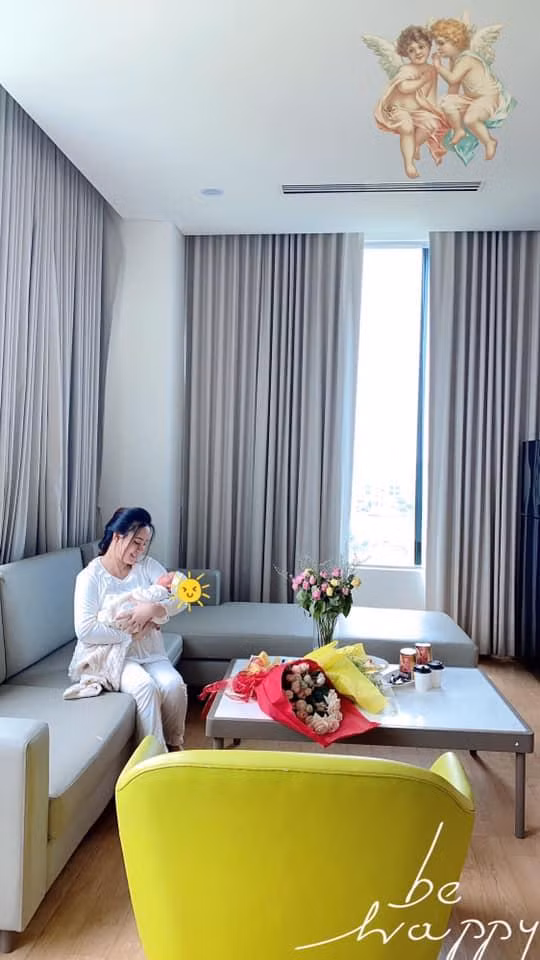 Vy Oanh tai xuat sau sinh, ngoai hinh gai 3 con gay chu y-Hinh-4