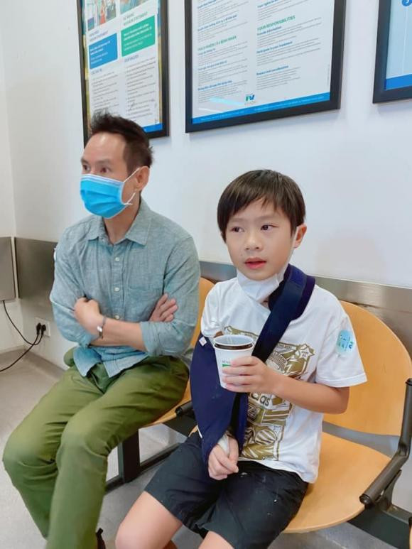 Con trai cua Ly Hai - Minh Ha gay tay dip Tet phai bo bot-Hinh-3