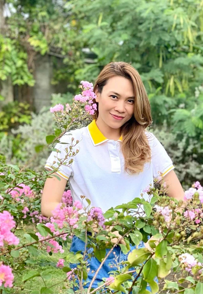 Sao Việt hôm nay 28/6: Mỹ Tâm chỉ chụp ảnh ngẫu hứng trong vườn nhà vẫn nhận gần 100 nghìn lượt thích.