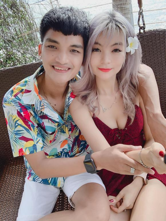 Diễn viên Mạc Văn Khoa nhớ lại ngày xưa: "Thời hai đứa còn chưa thay tã và cho con bú".