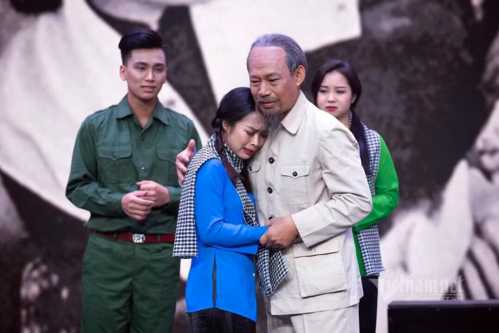 Thăm nhà NSƯT Tiến Hợi - người 34 năm đóng vai Bác Hồ ảnh 7