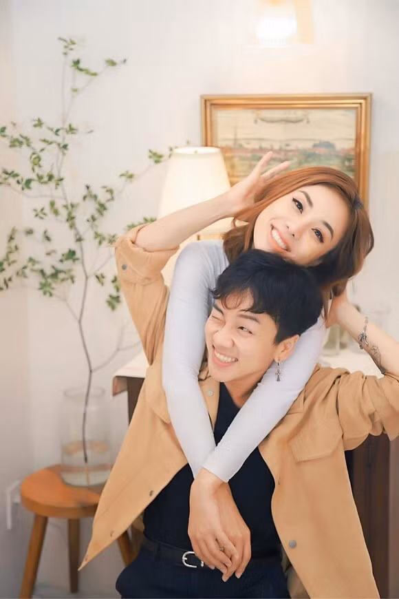 Do mat voi loat anh Miko Lan Trinh va ban trai chuyen gioi-Hinh-6