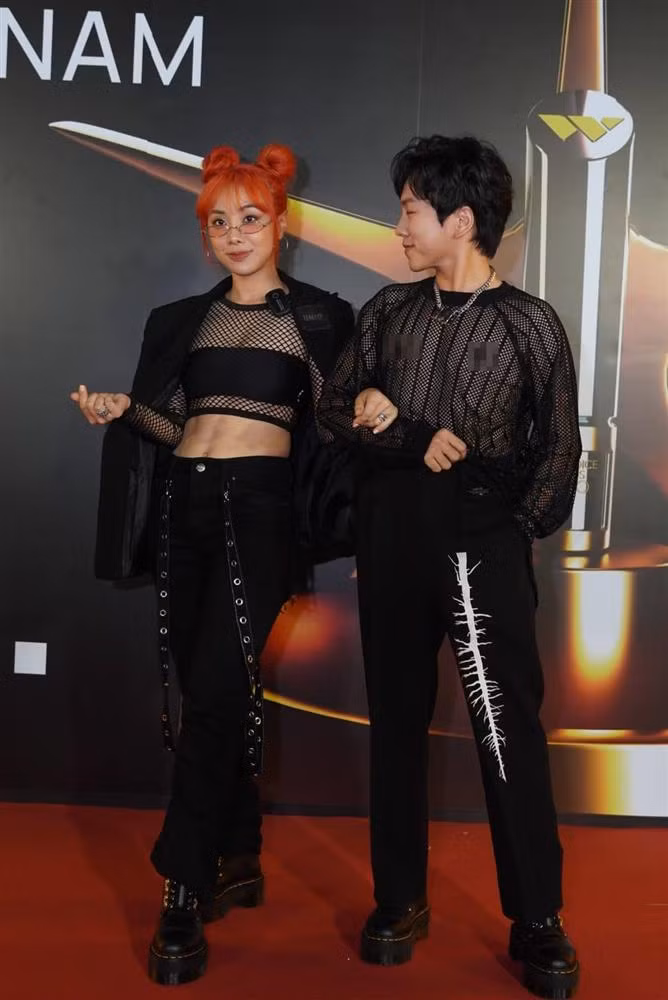 Do mat voi loat anh Miko Lan Trinh va ban trai chuyen gioi-Hinh-4